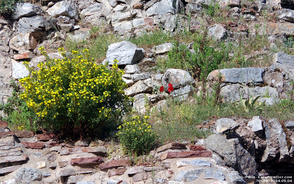 70698CrLeUsm - Footsteps of Paul - Exploring the ruins of Ephesus